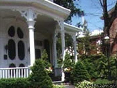 Inn The Mansion